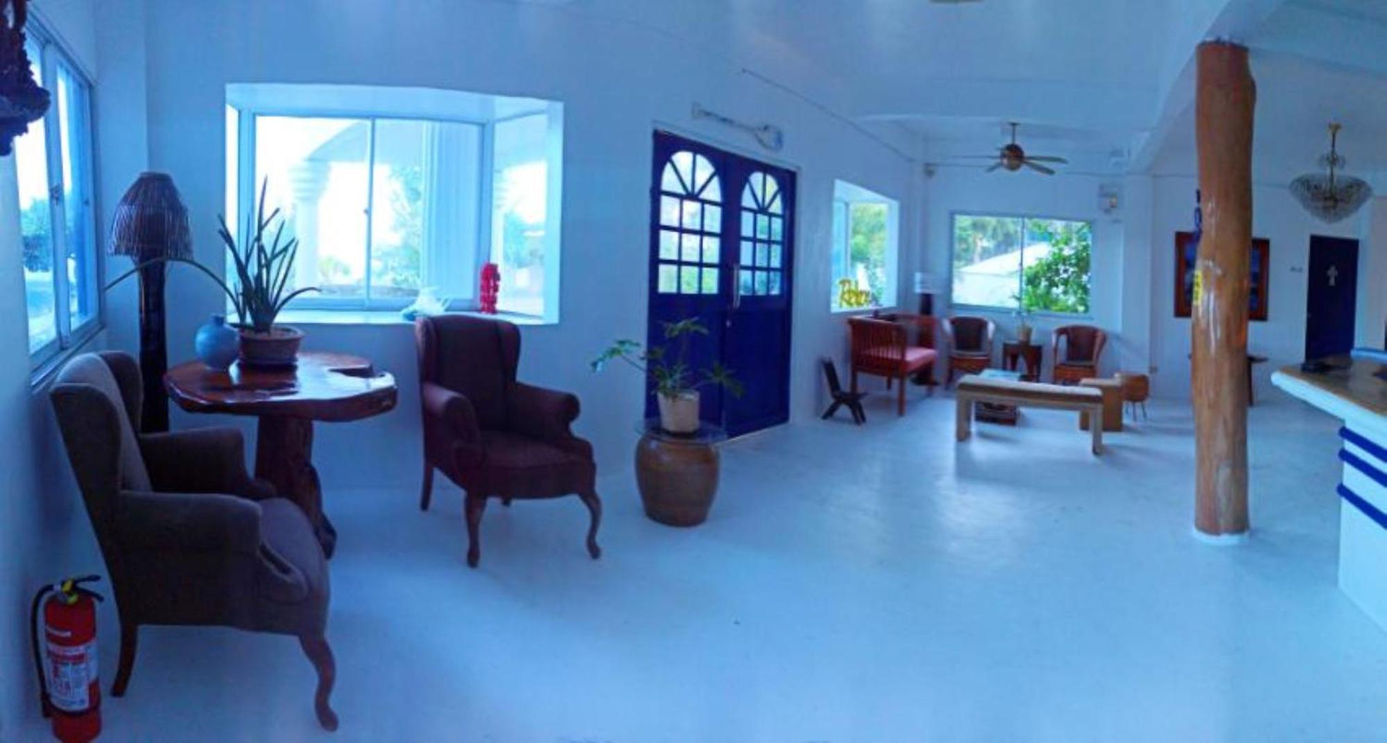 Club Monet Beachfront Resort By Cocotel Cabangan Buitenkant foto