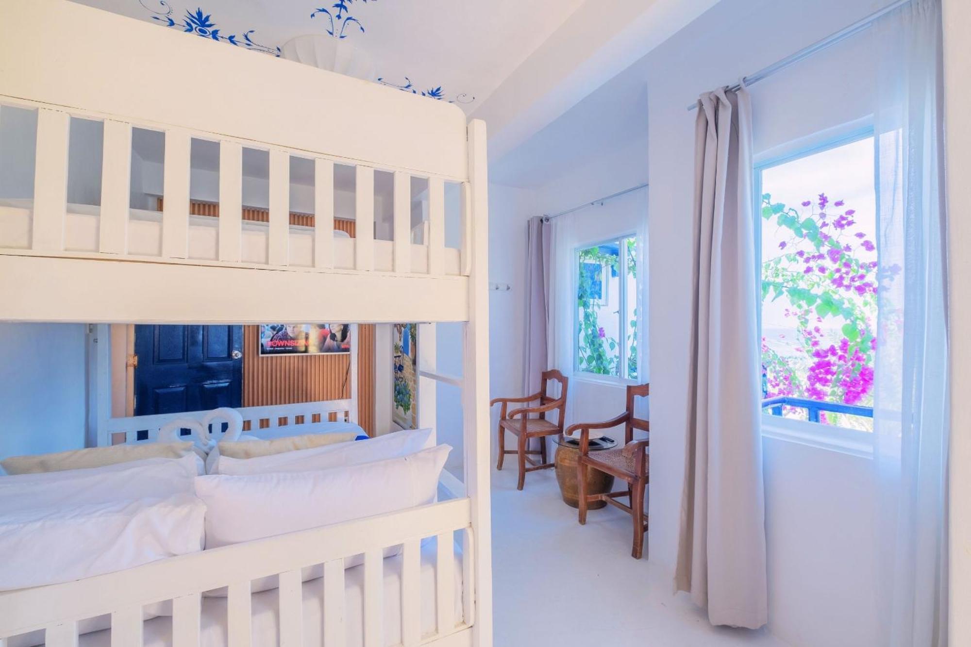 Club Monet Beachfront Resort By Cocotel Cabangan Kamer foto