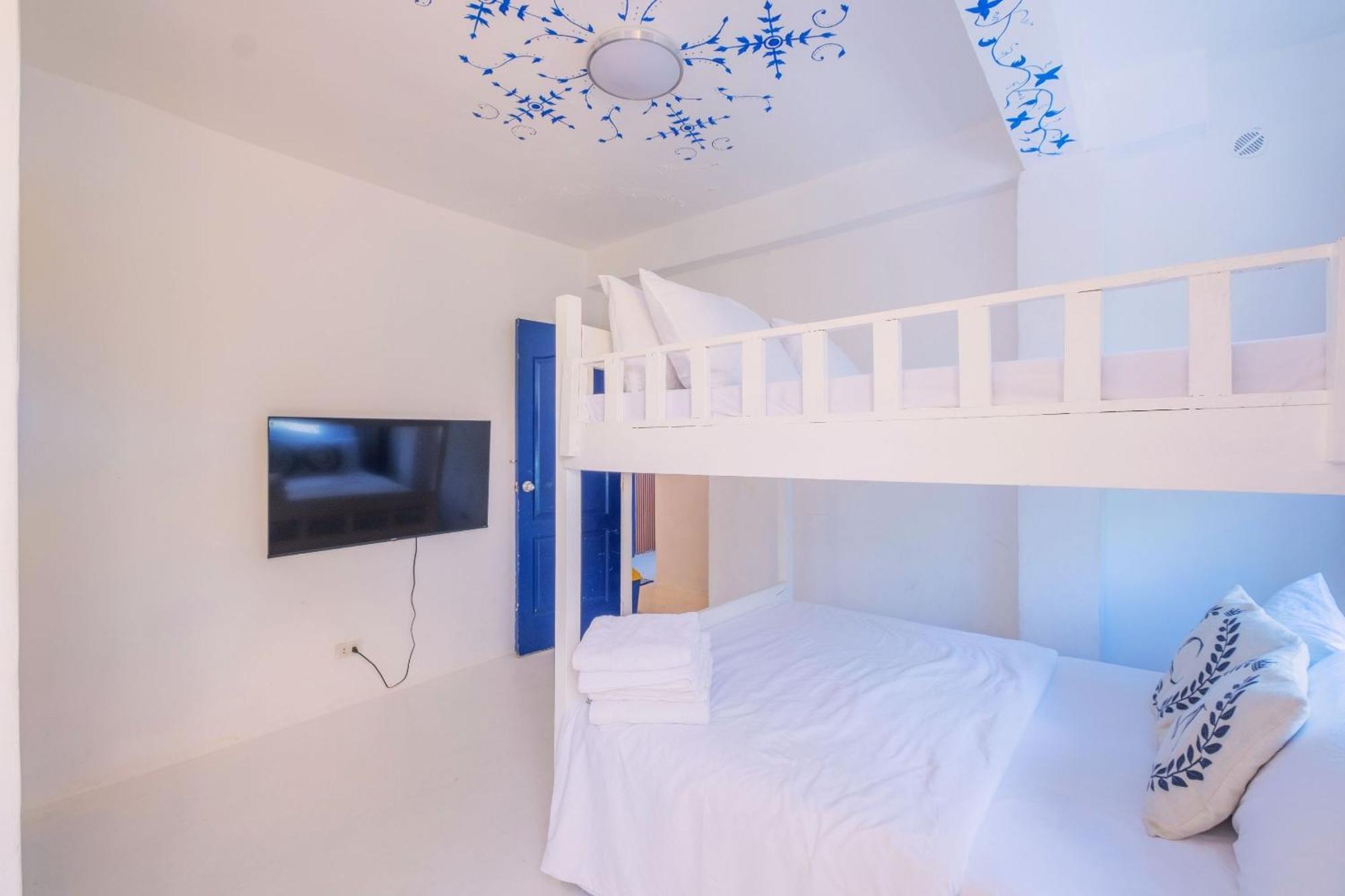 Club Monet Beachfront Resort By Cocotel Cabangan Kamer foto